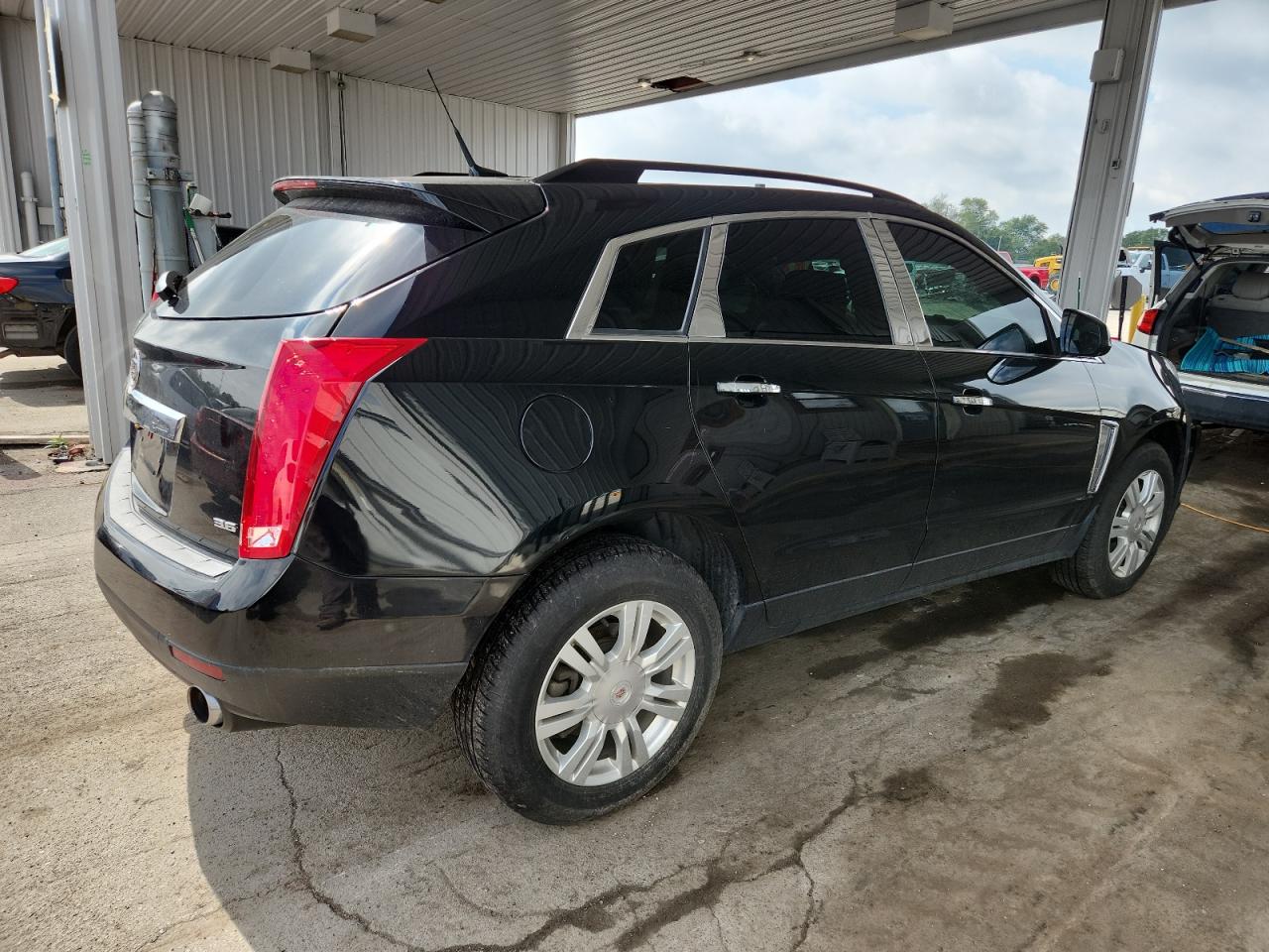 CADILLAC SRX