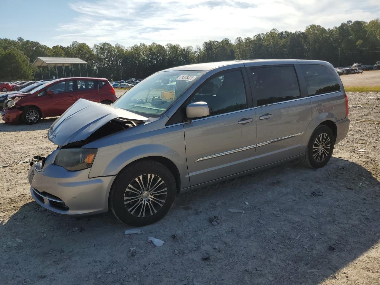 CHRYSLER TOWN & COUNTRY S