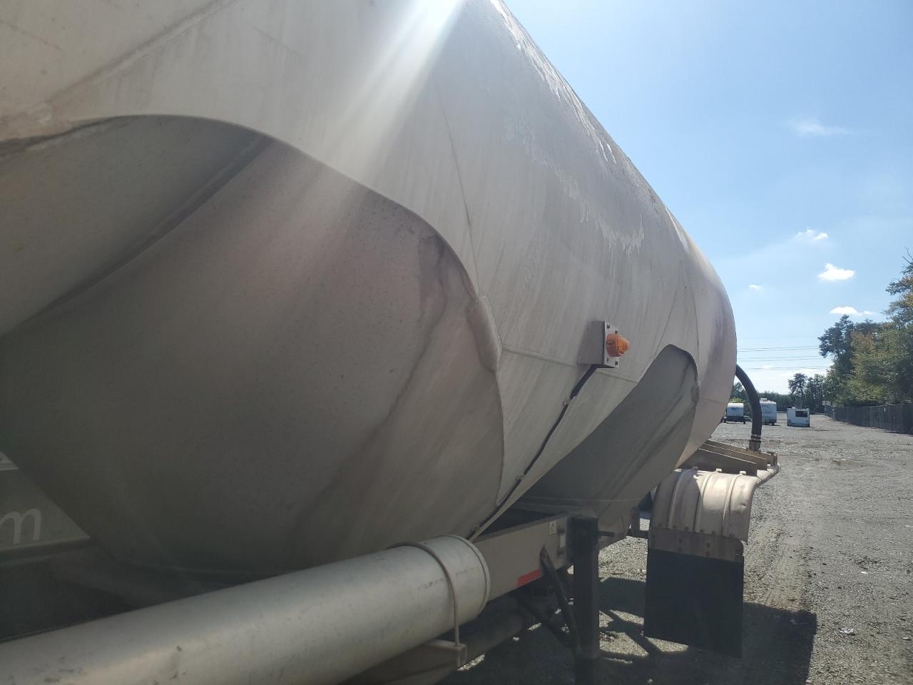 Lot #3255540024 1995 HEIL UNKNOWN