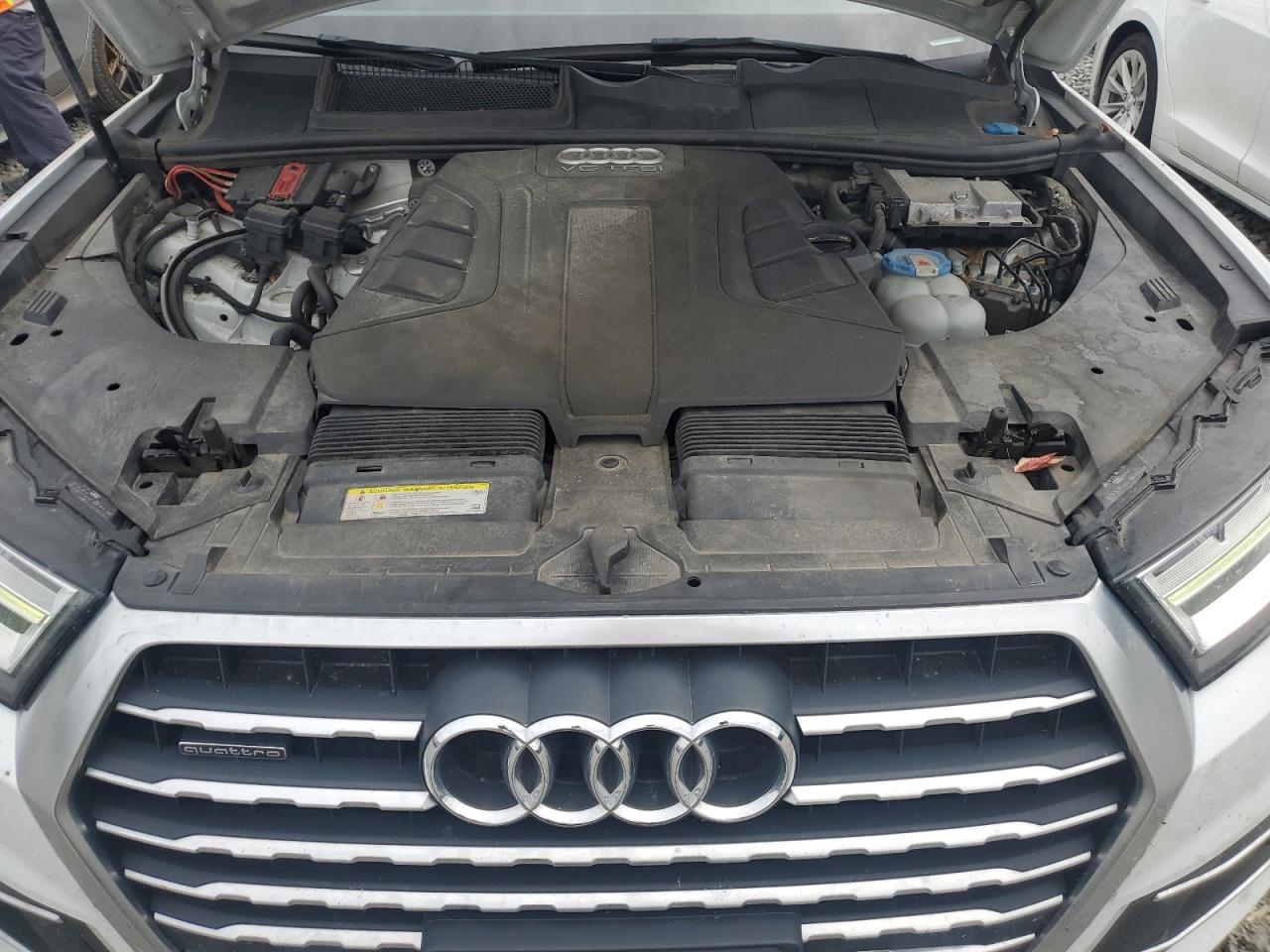 AUDI Q7 PREMIUM PLUS