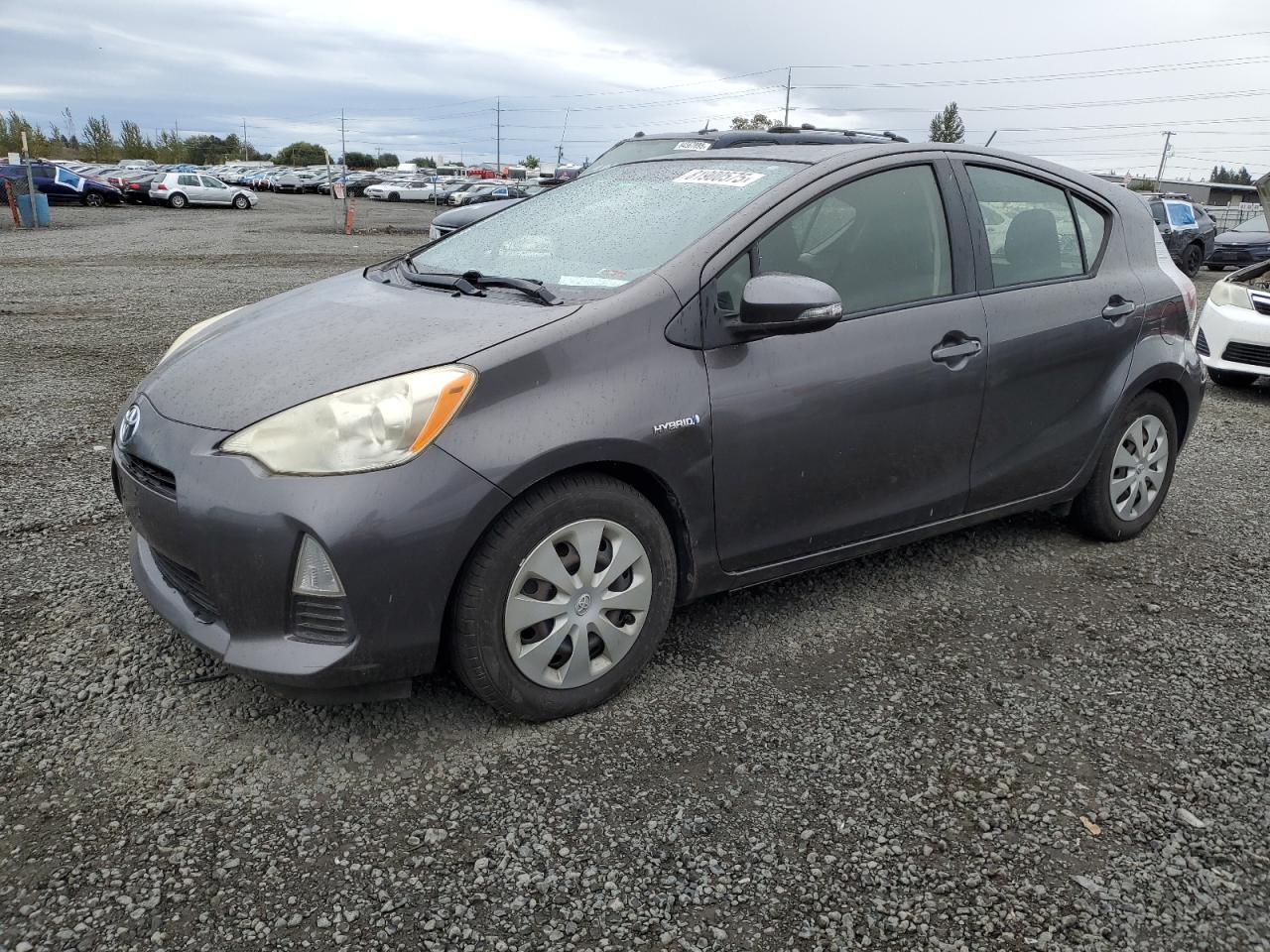 TOYOTA PRIUS C