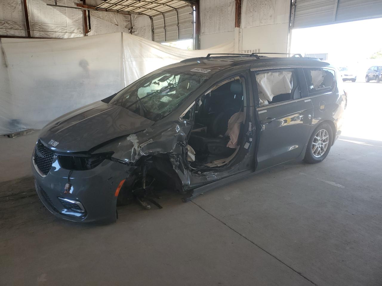 CHRYSLER PACIFICA TOURING L