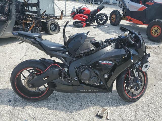 Global Auto Auctions: 2013 HONDA CBR1000 RR