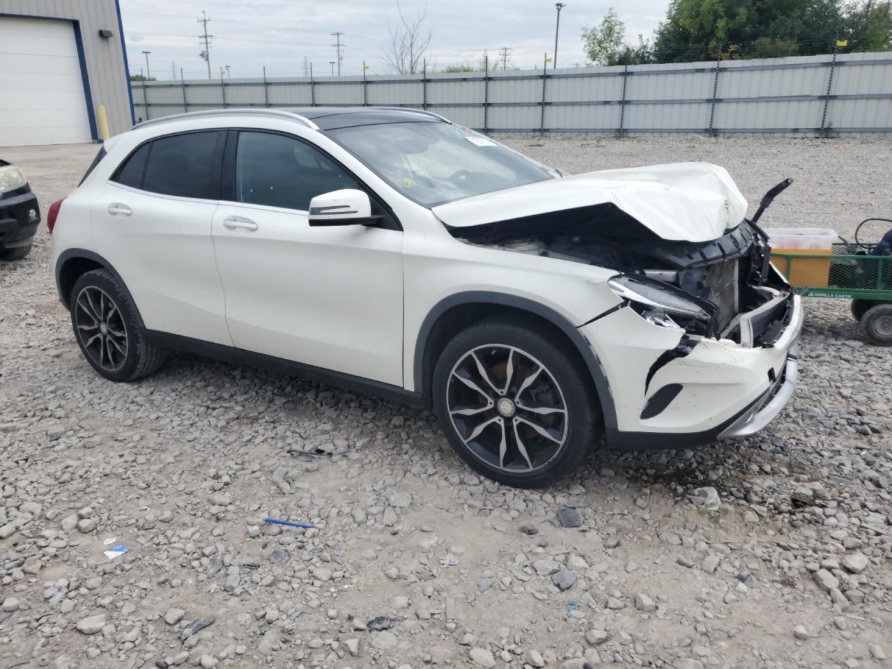 MERCEDES-BENZ GLA-CLASS 250 4MATIC