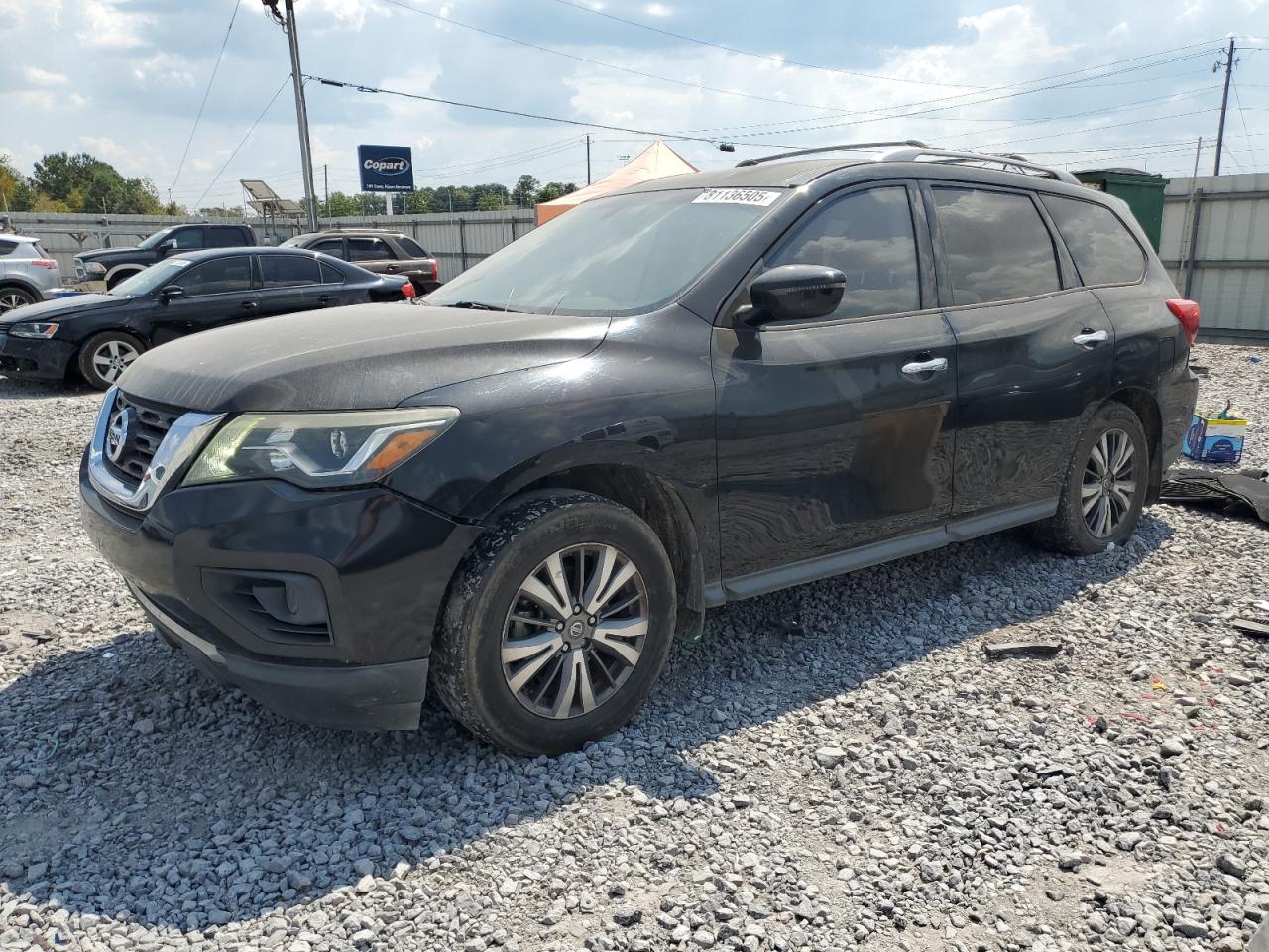  Salvage Nissan Pathfinder