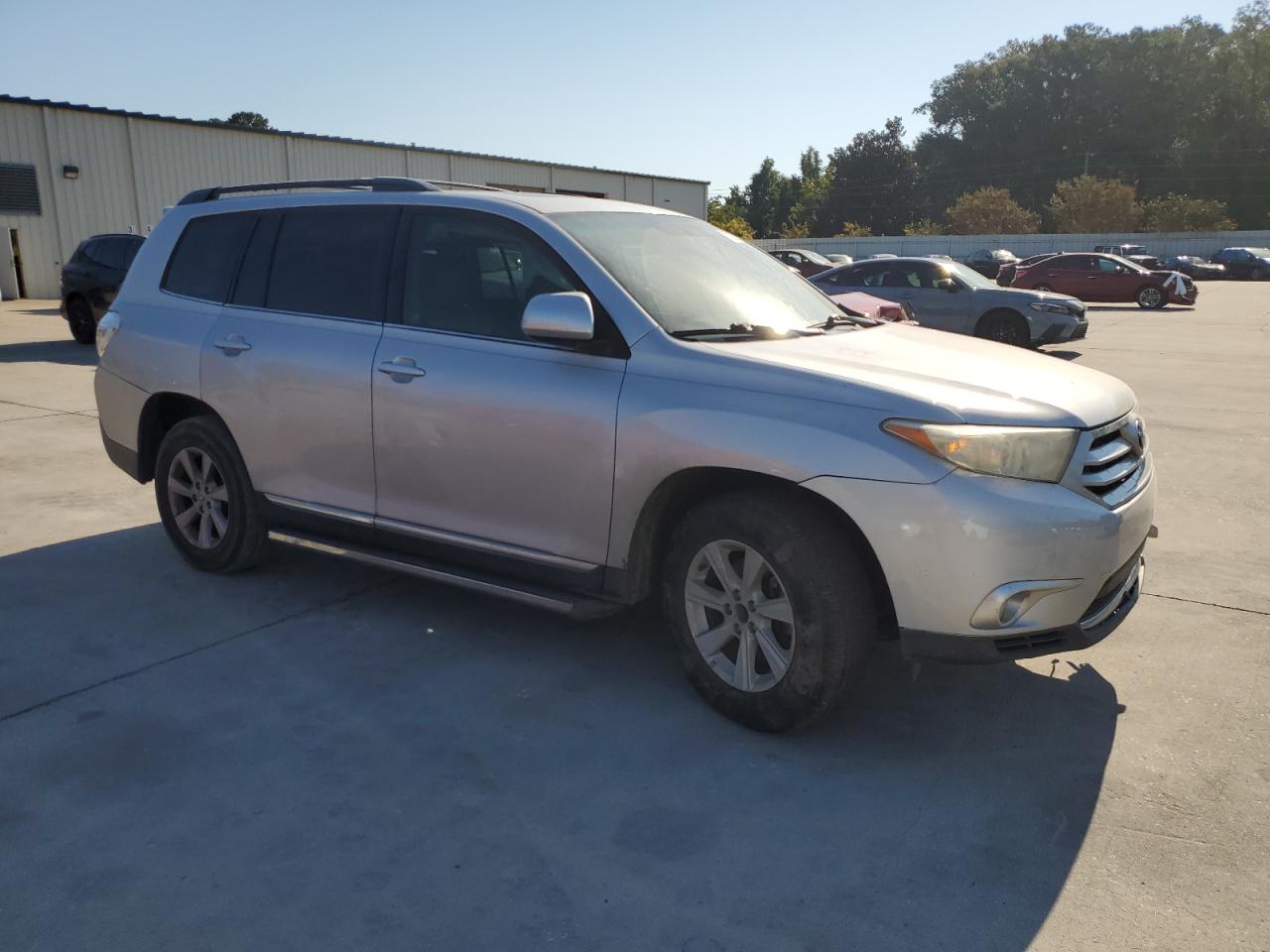 TOYOTA HIGHLANDER BASE