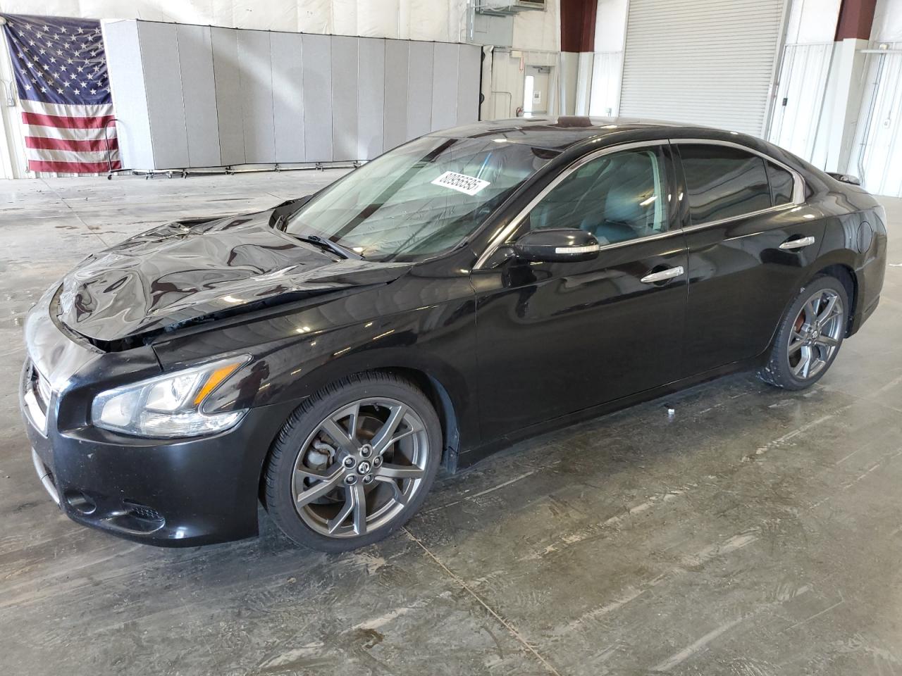 NISSAN MAXIMA S
