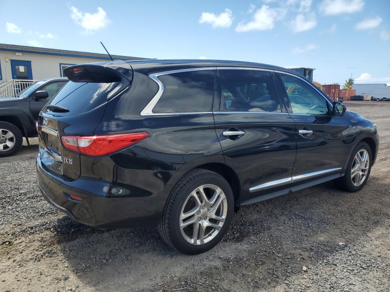 INFINITI JX35