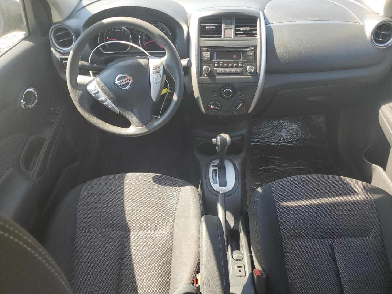 NISSAN VERSA S