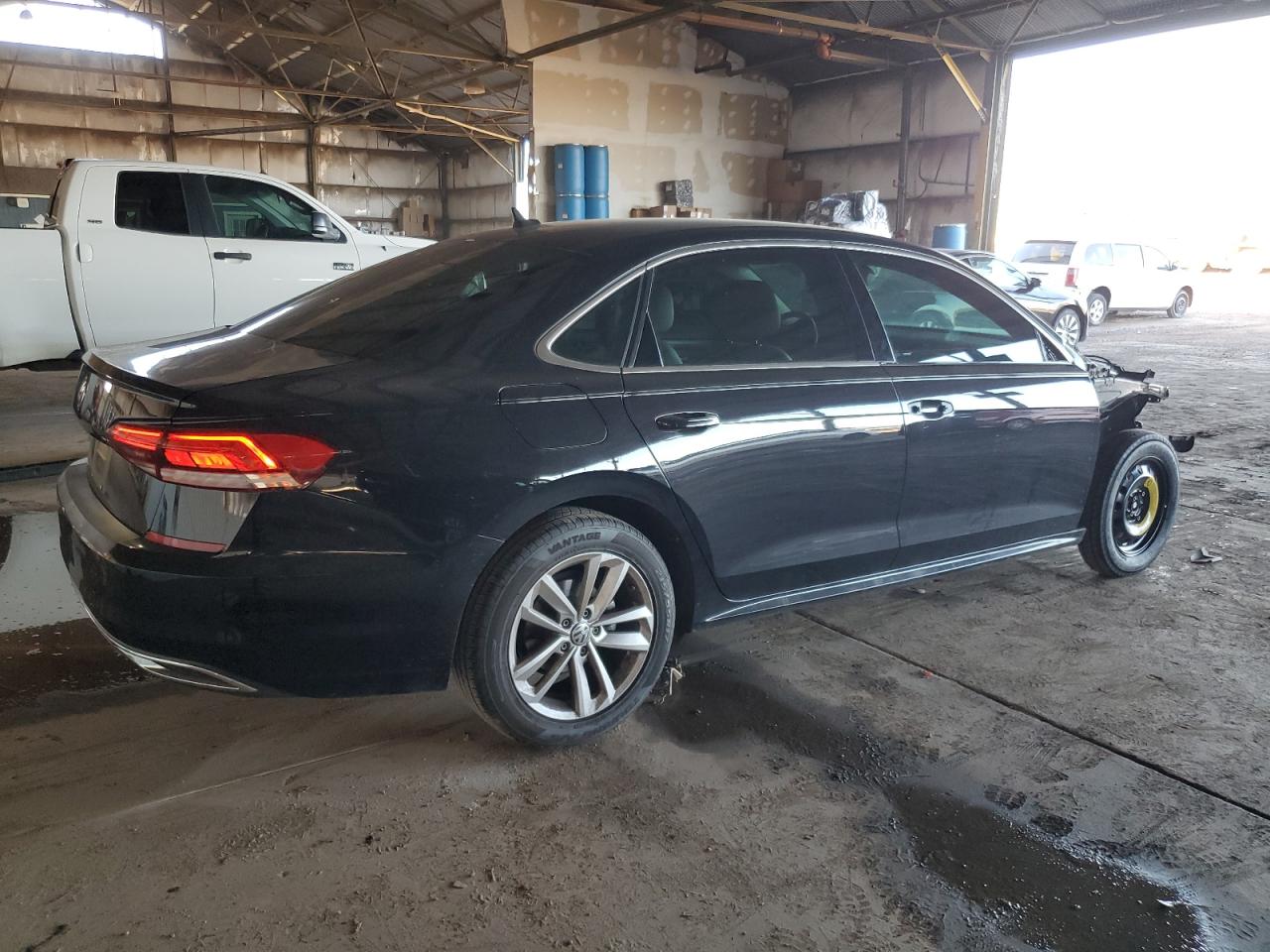 VOLKSWAGEN PASSAT SE