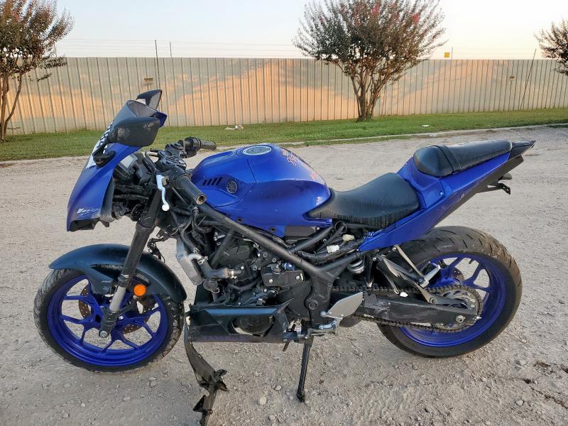 2022 YAMAHA YZFR3 A - MH3RH18Y4NK009202