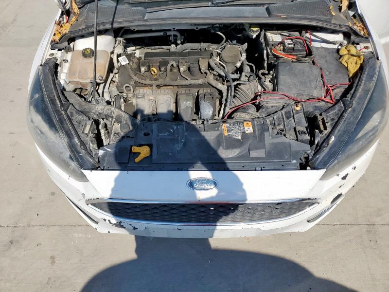 2015 FORD FOCUS SE 1FADP3F25FL311556