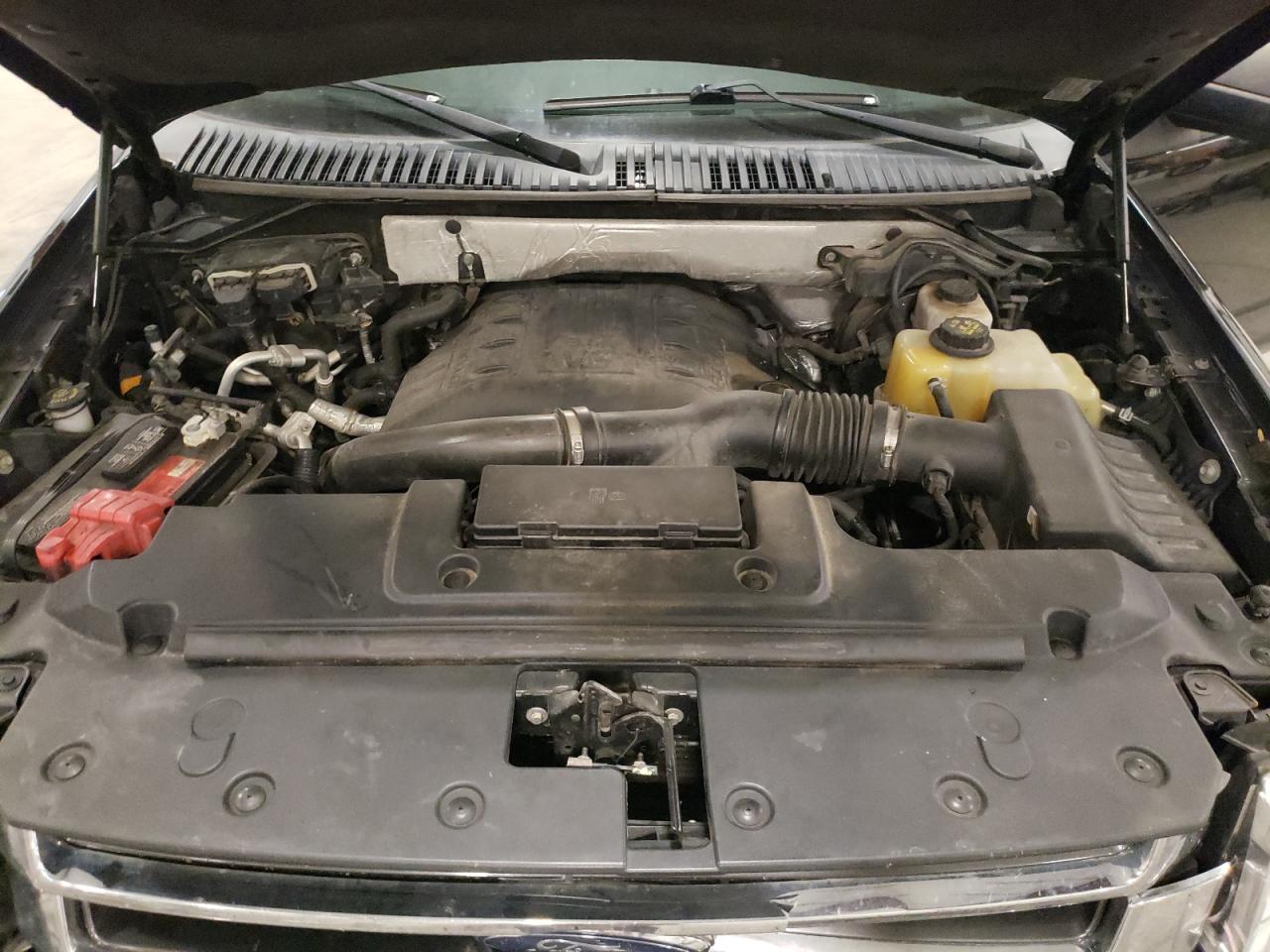 FORD EXPEDITION EL XLT