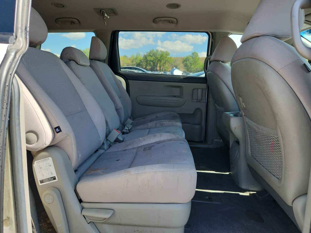 Lot #3302151130 2017 KIA SEDONA LX