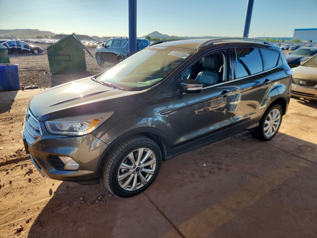FORD ESCAPE TITANIUM