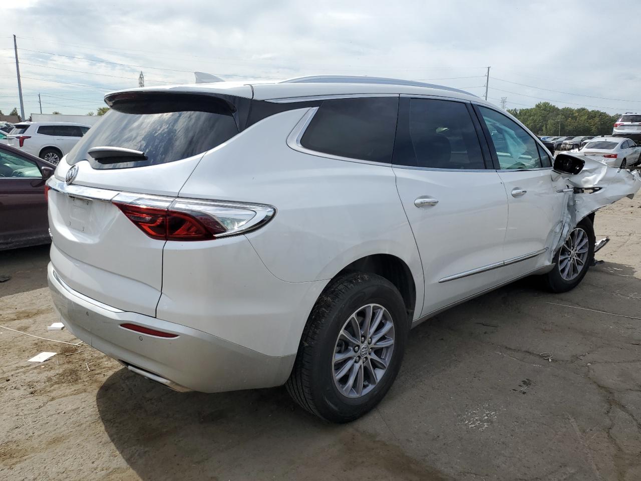 BUICK ENCLAVE ESSENCE