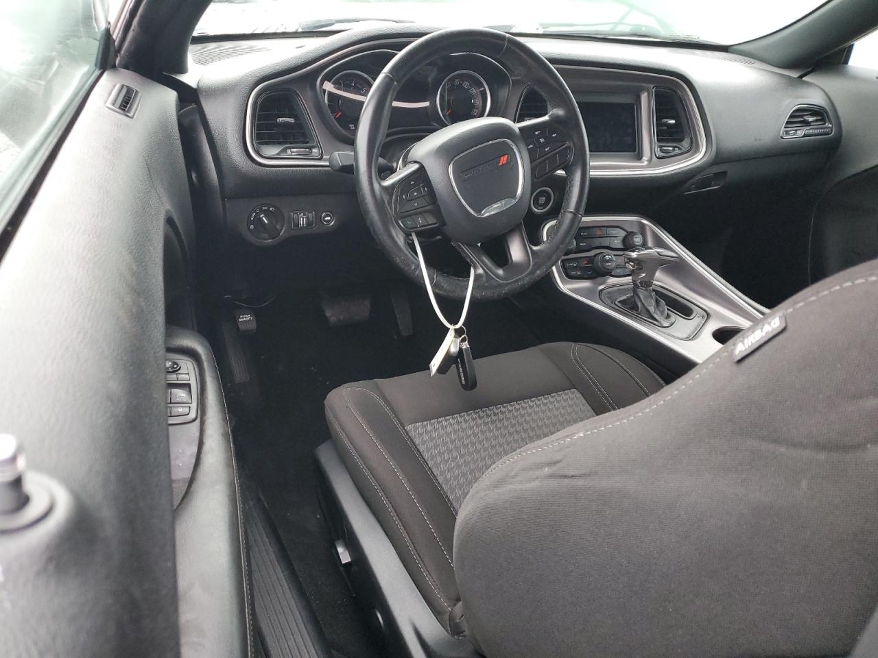 DODGE CHALLENGER SXT