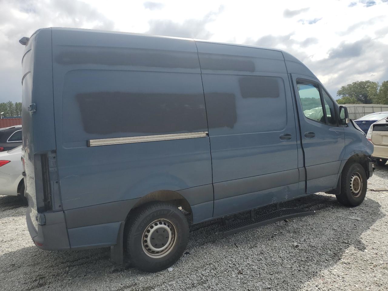 MERCEDES-BENZ SPRINTER 2500/3500