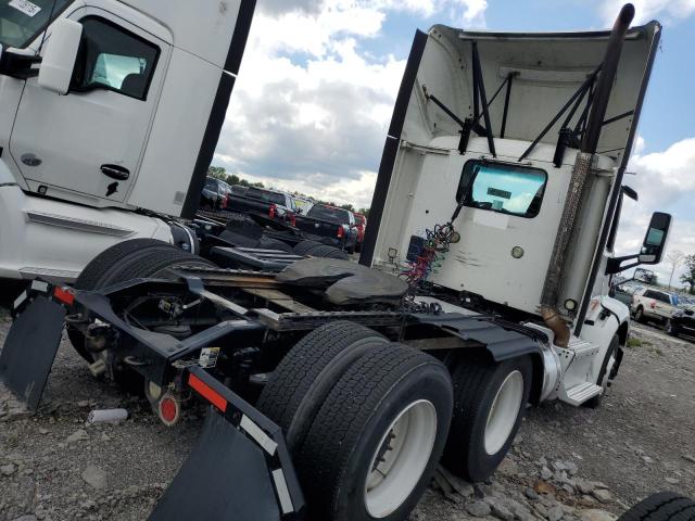 2016 PETERBILT TRACTOR 579 #3292332273