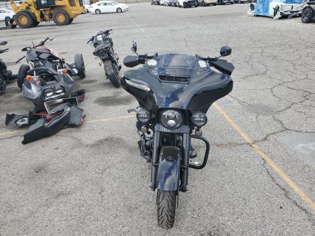2018 HARLEY-DAVIDSON FLHX STREE #3302806891