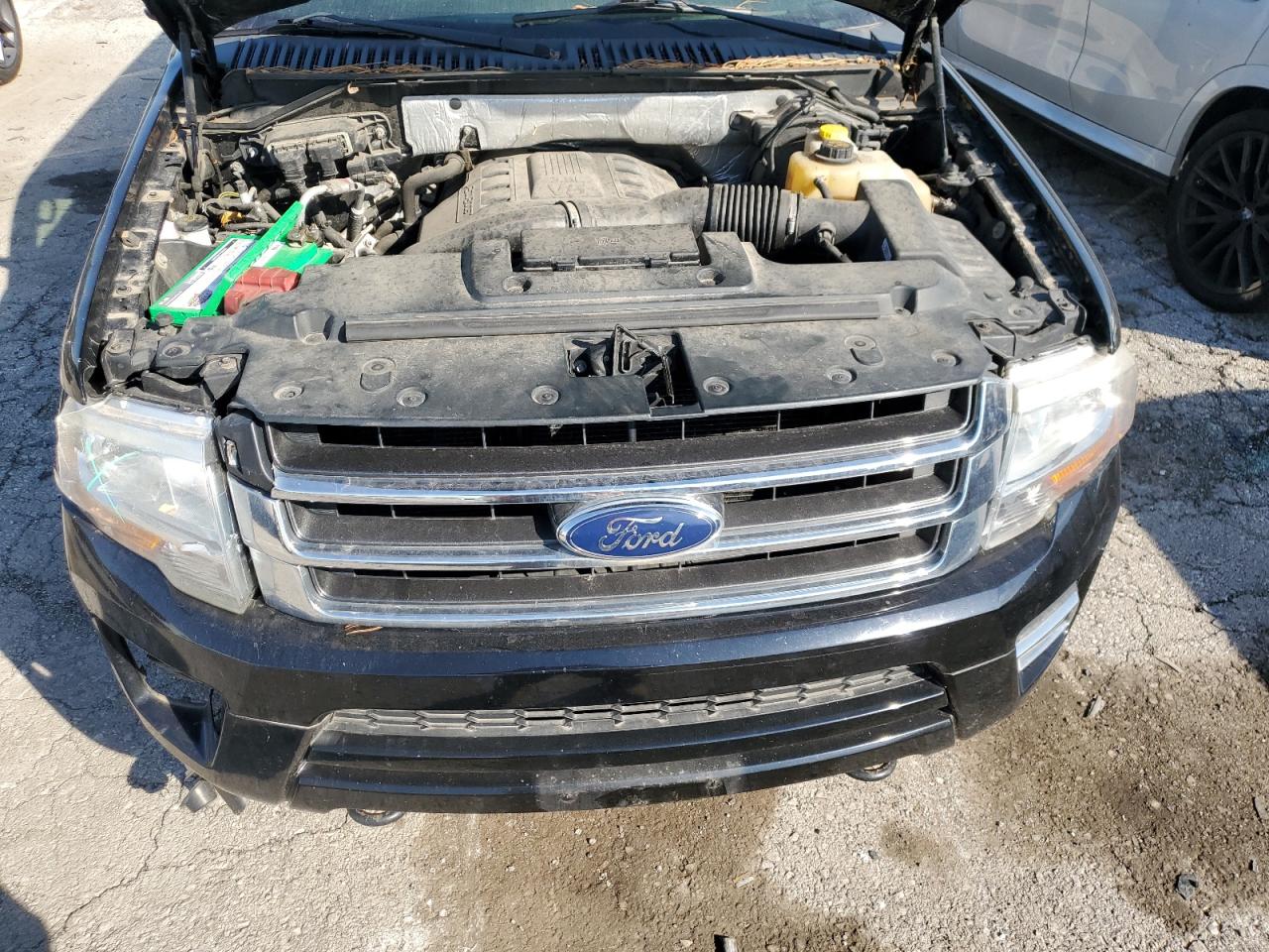 FORD EXPEDITION EL XLT