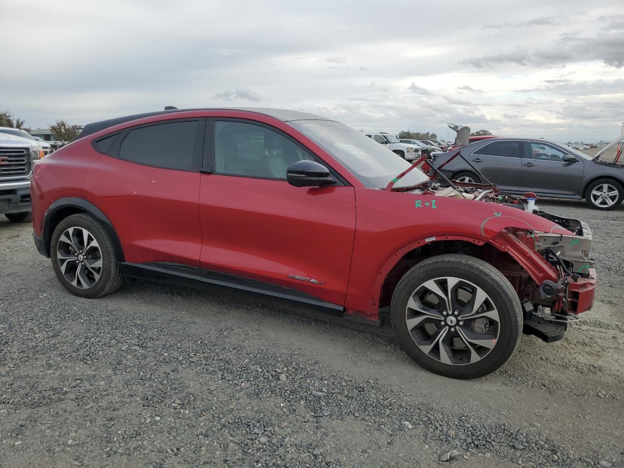 FORD MUSTANG PREMIUM