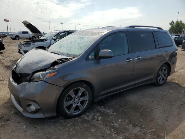 TOYOTA SIENNA SE