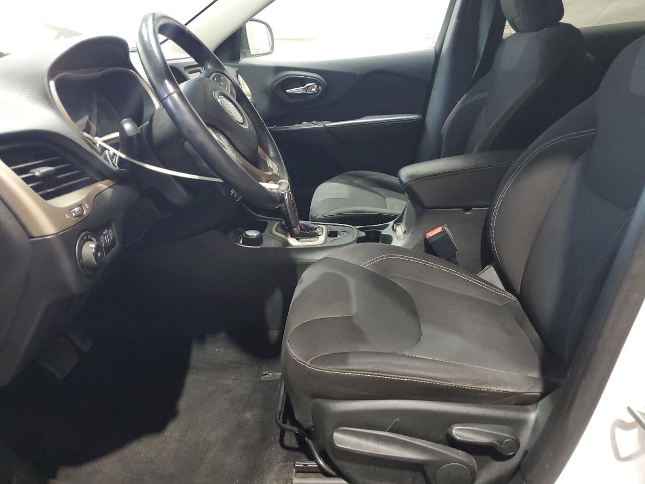 JEEP GRAND CHEROKEE LATITUDE