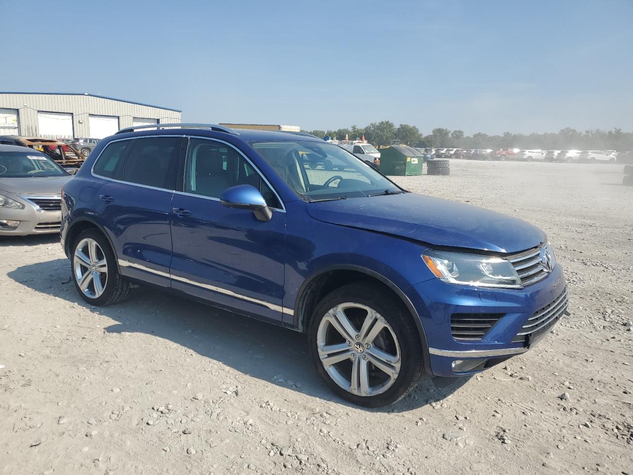 VOLKSWAGEN TOUAREG SPORT
