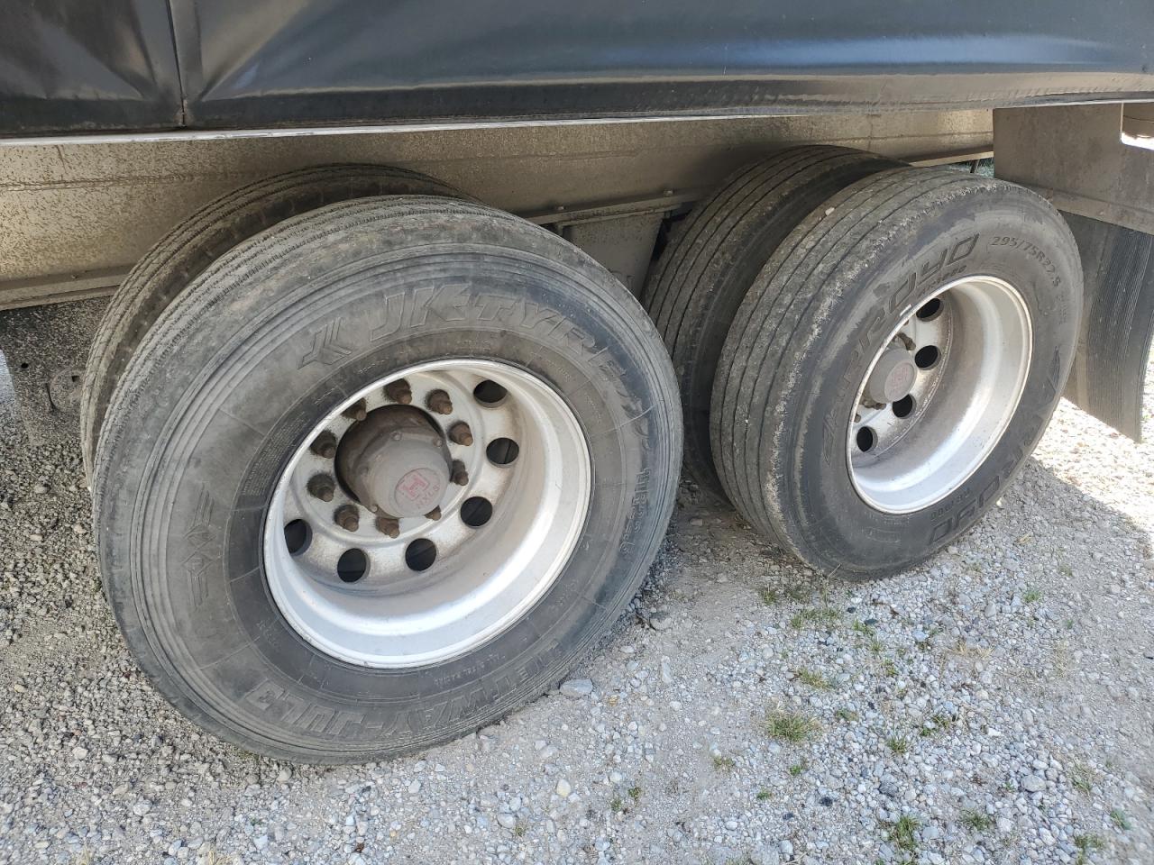 Lot #3317835215 2017 TRANSCRAFT TRAILER