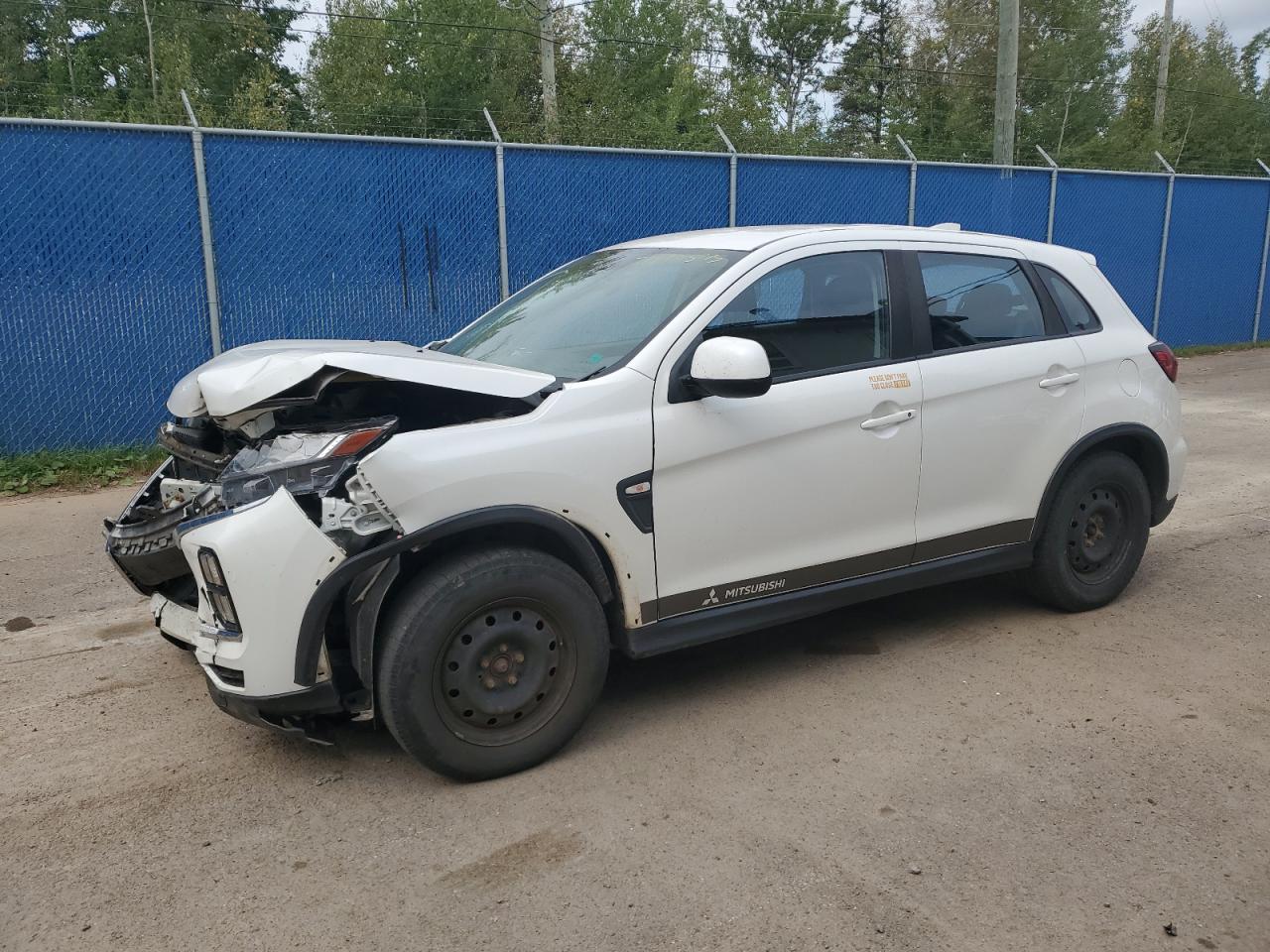 MITSUBISHI RVR ES