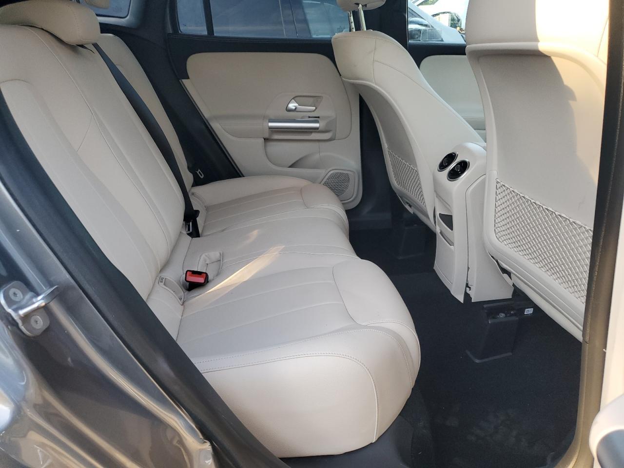 MERCEDES-BENZ GLA-CLASS 250 4MATIC