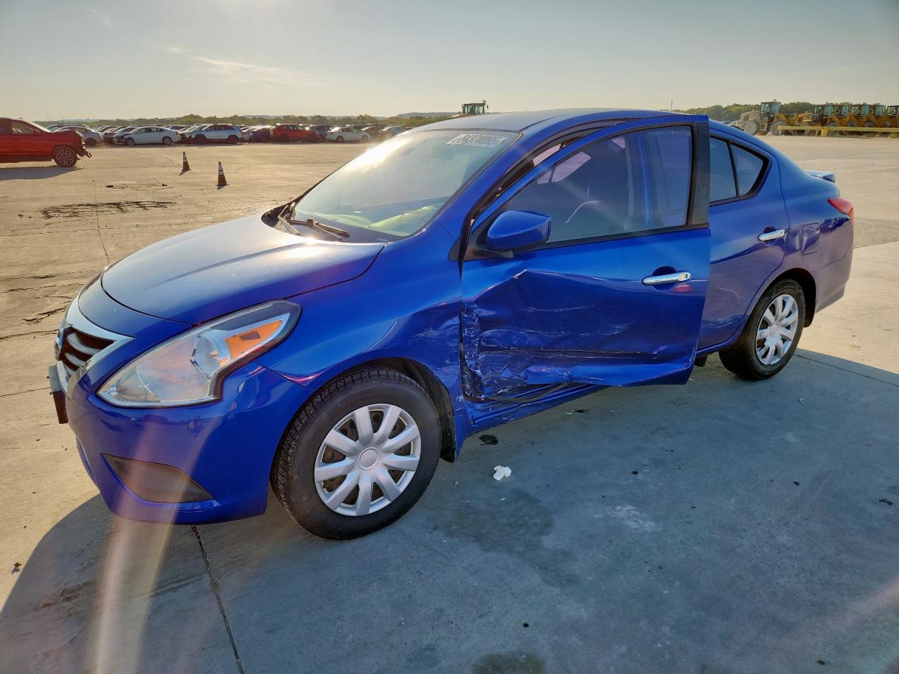 NISSAN VERSA S