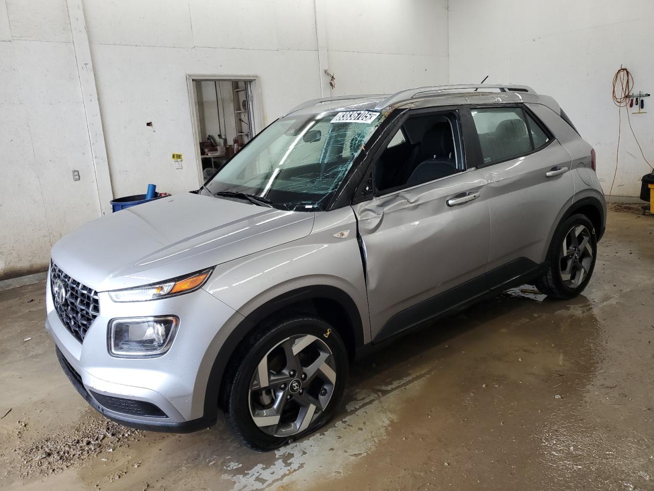 Lot #3316781400 2024 HYUNDAI VENUE SEL