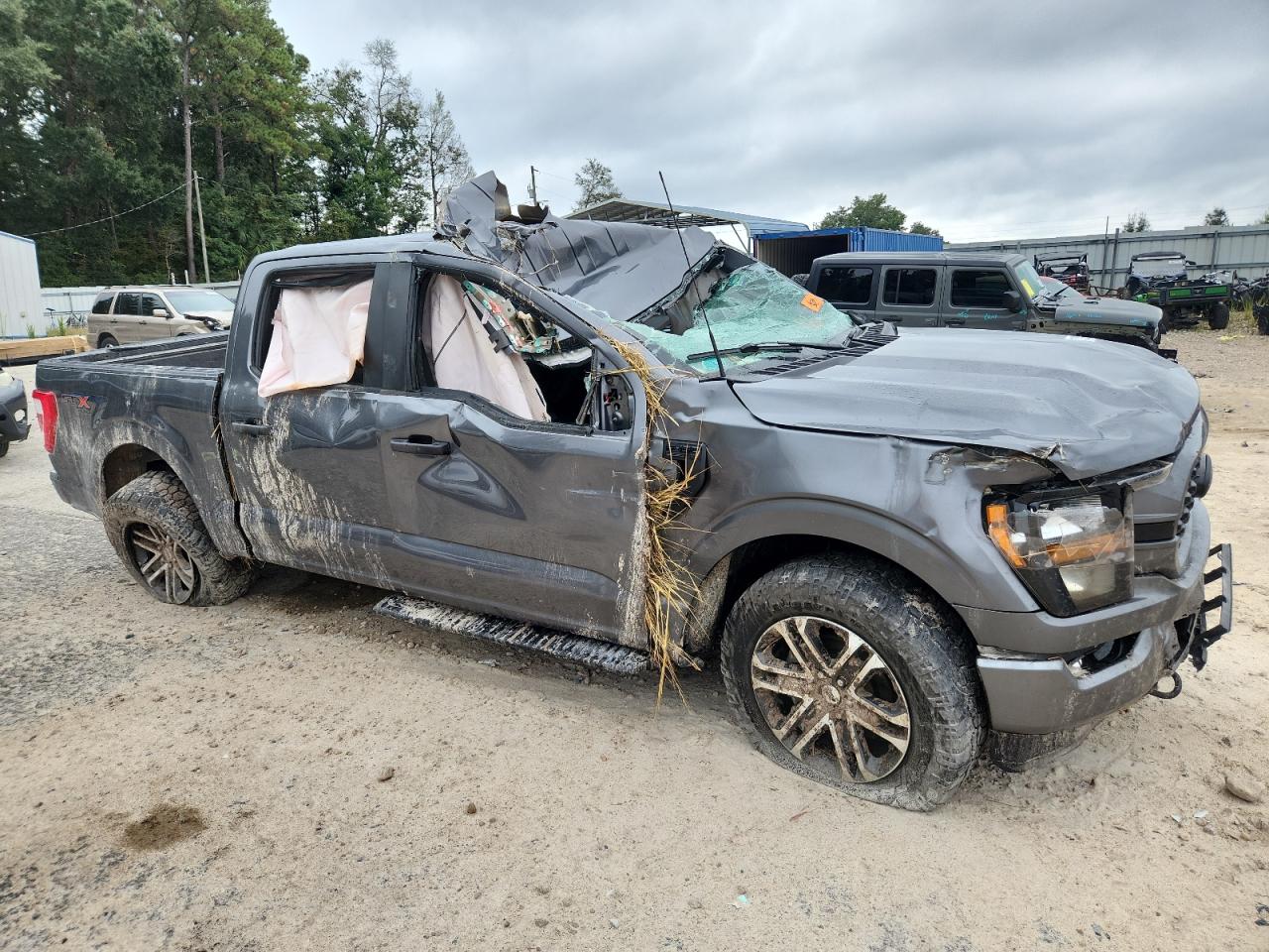 FORD F-150 SUPERCREW