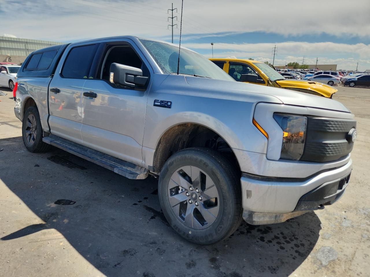 FORD F-150 LIGHTNING XLT