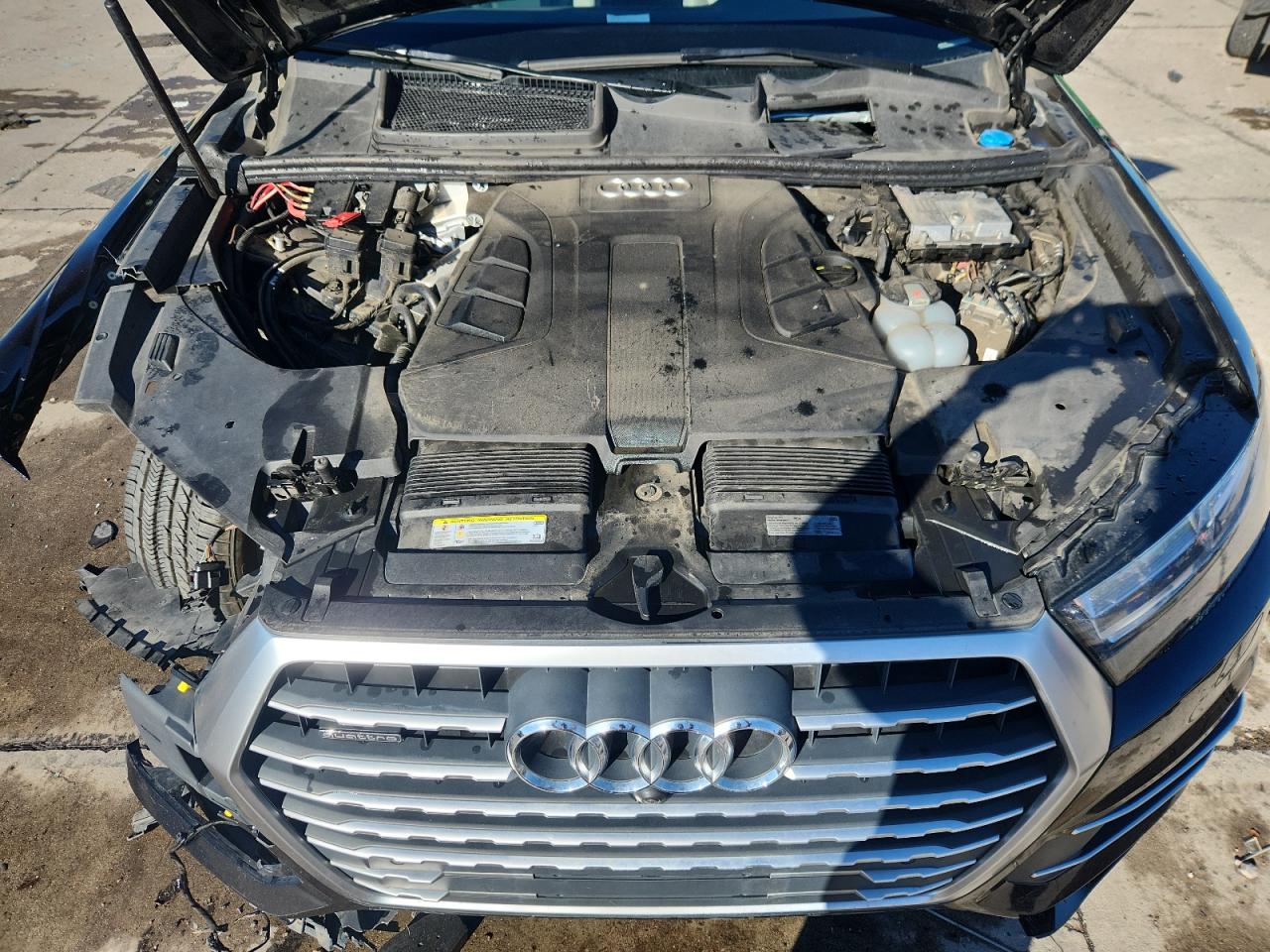 AUDI Q7 PREMIUM PLUS