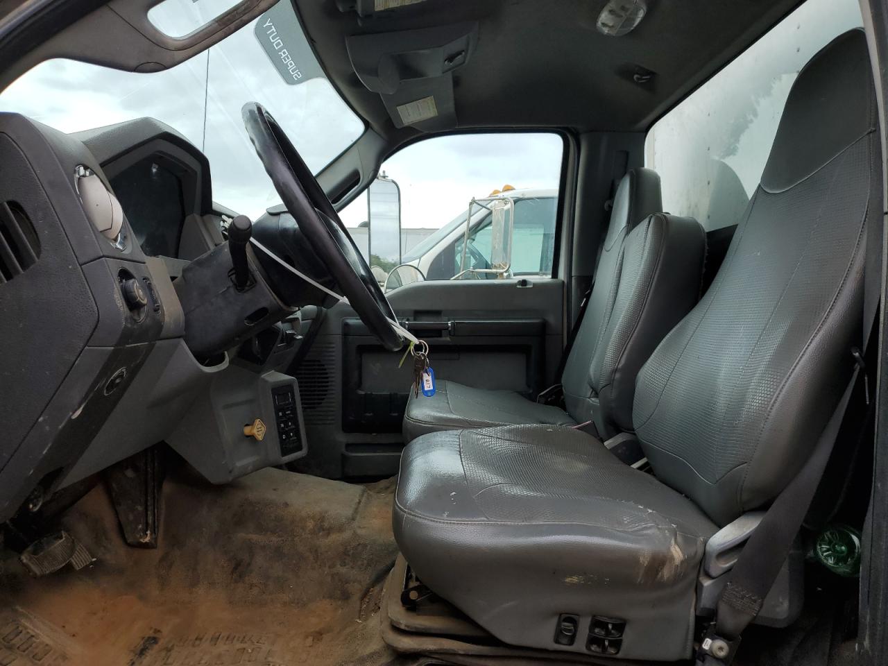 FORD F-750 SUPER DUTY