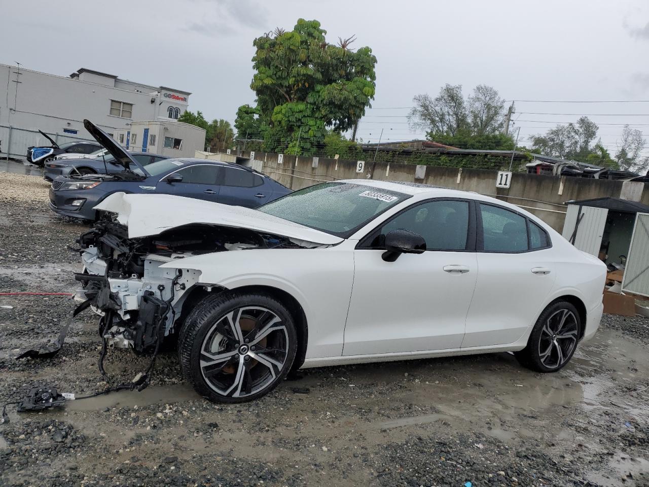 VOLVO S60 PLUS