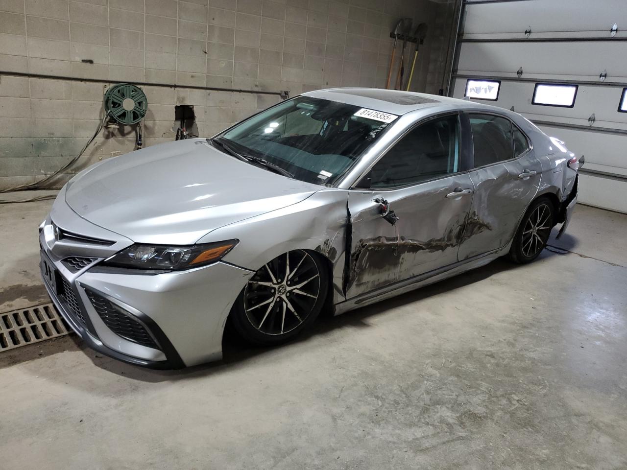 TOYOTA CAMRY SE NIGHT SHADE