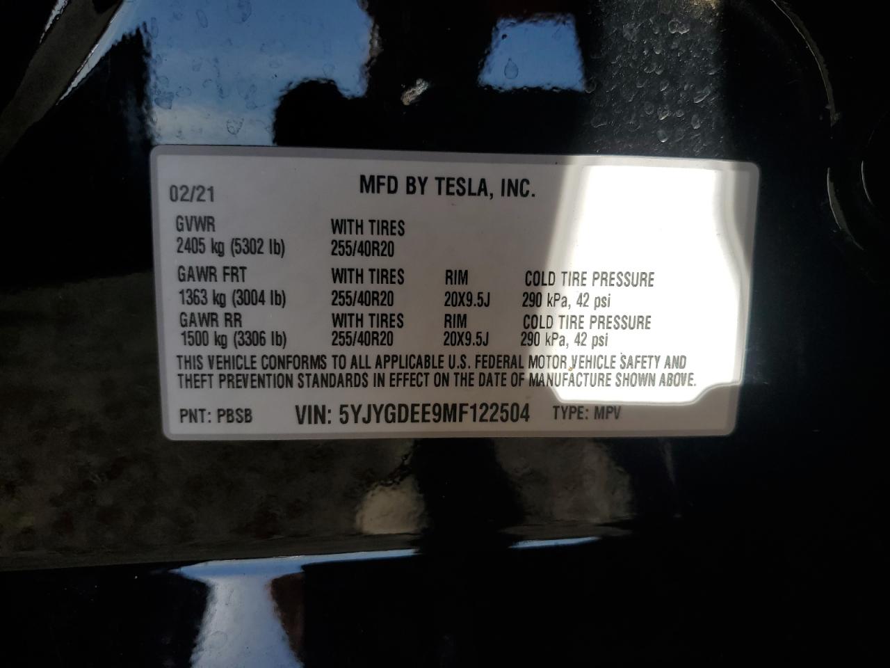 TESLA MODEL Y
