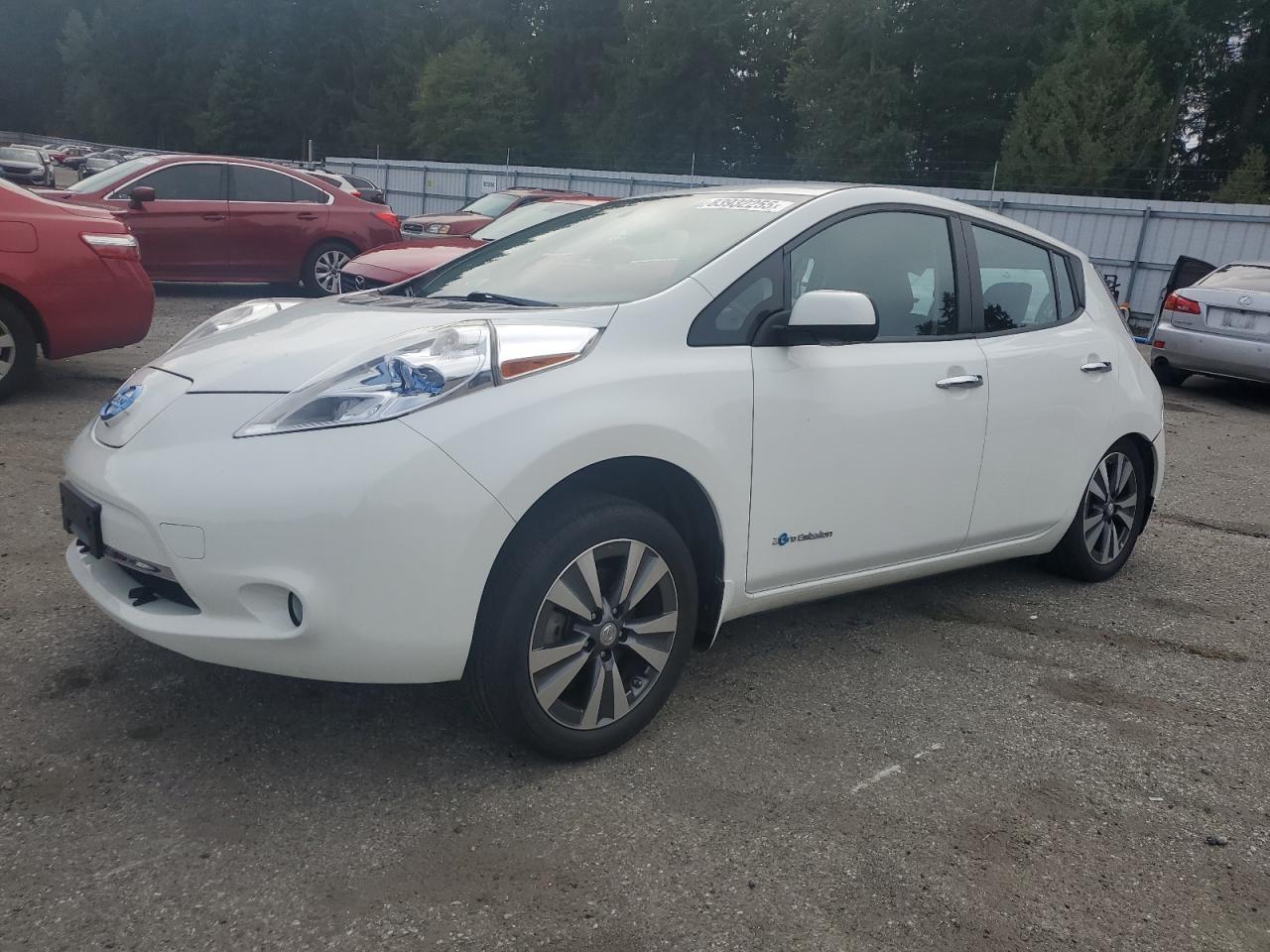 NISSAN LEAF S