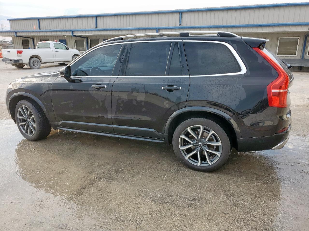 VOLVO XC90 T6 MOMENTUM
