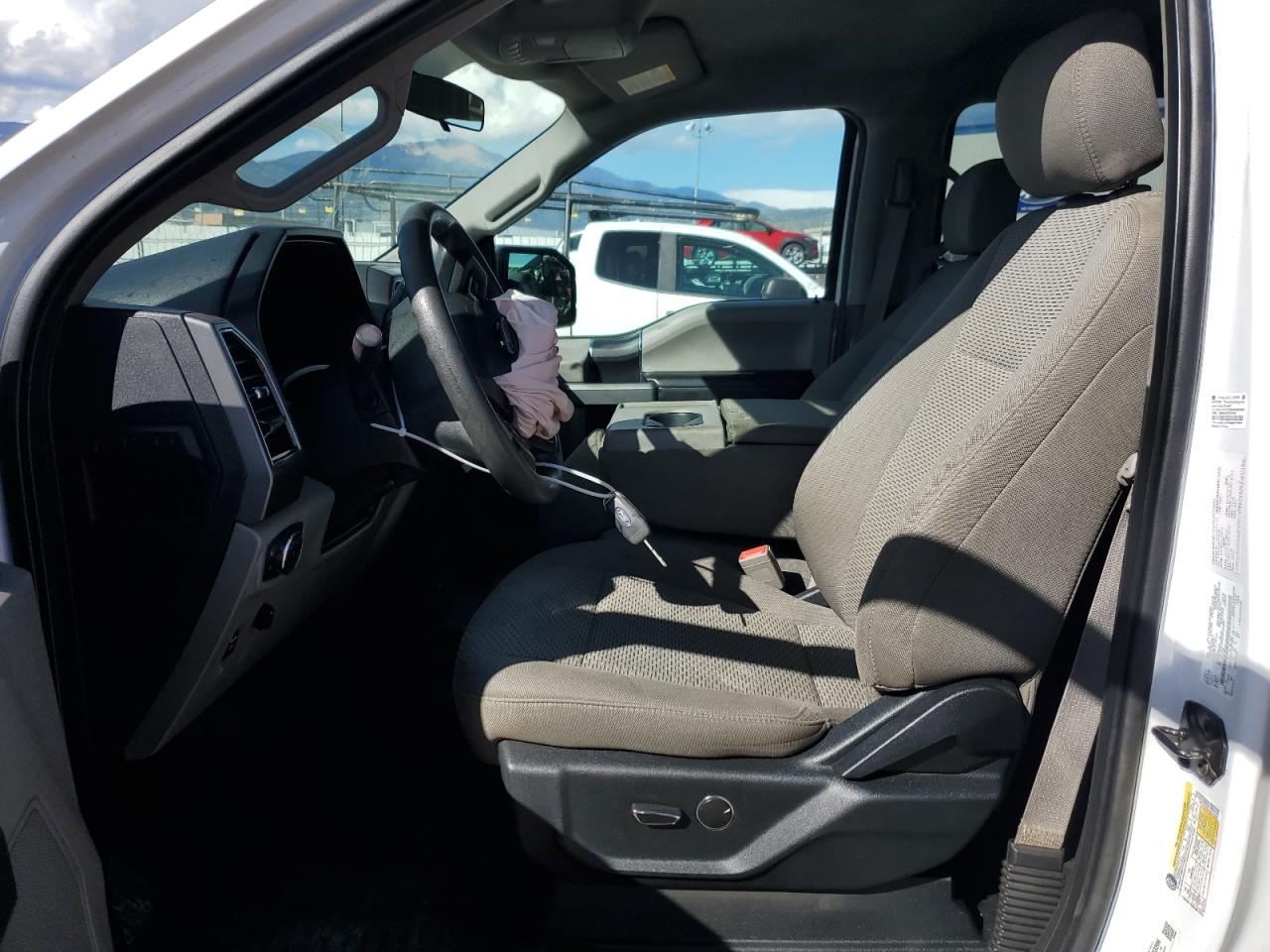 FORD F-150 SUPERCREW