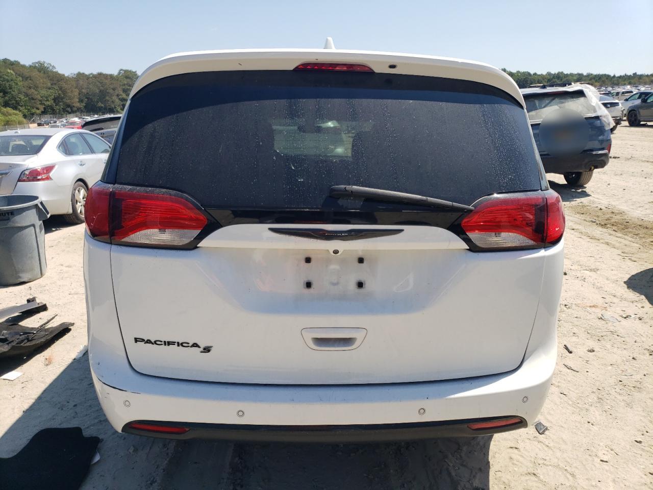 CHRYSLER PACIFICA TOURING PLUS