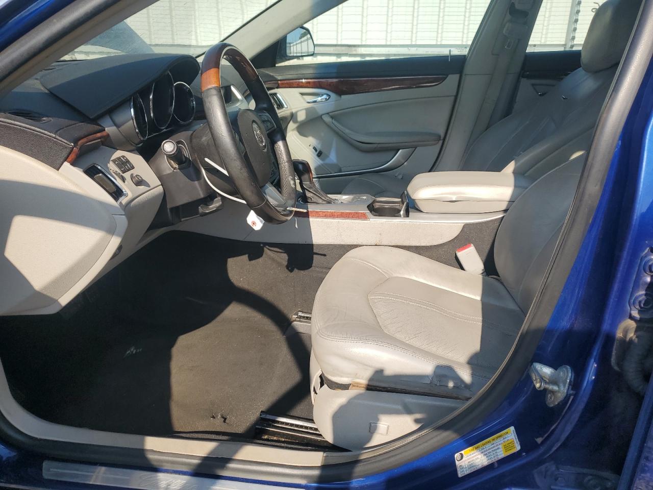 CADILLAC CTS LUXURY COLLECTION