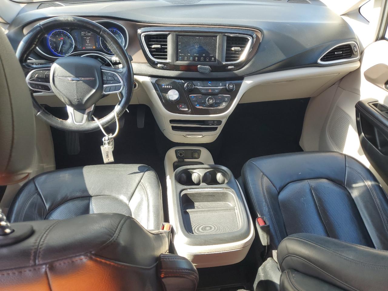 CHRYSLER PACIFICA TOURING L