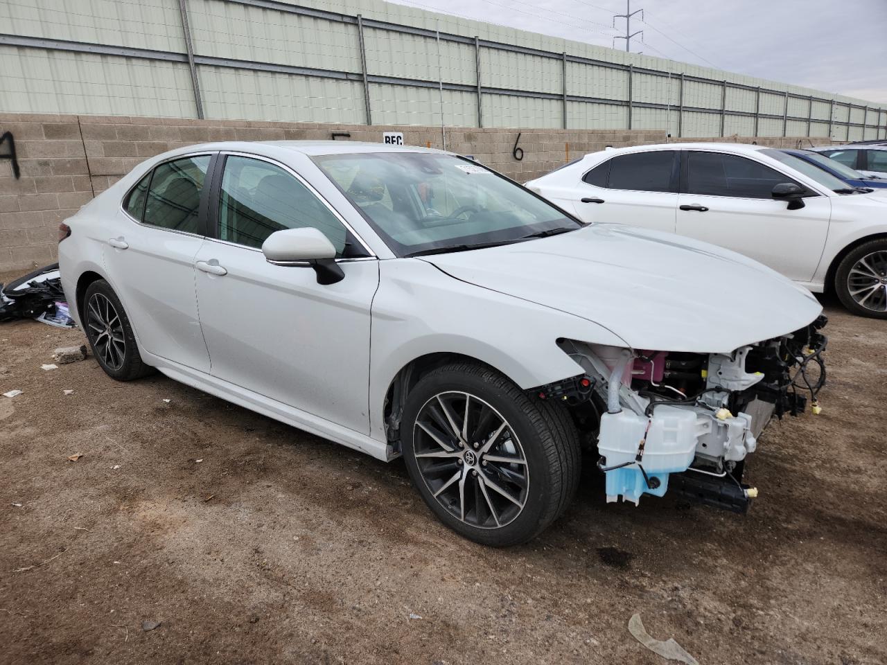 TOYOTA CAMRY SE NIGHT SHADE