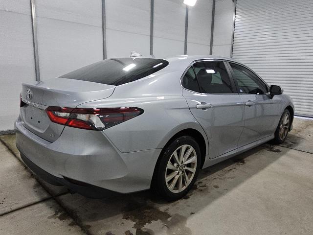 2022 TOYOTA CAMRY LE 4T1C11AK6NU673774