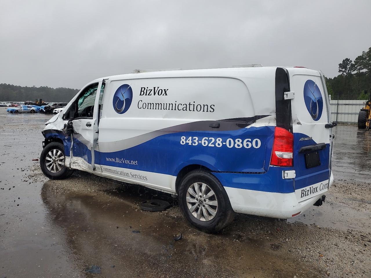 MERCEDES-BENZ METRIS CARGO STANDAR